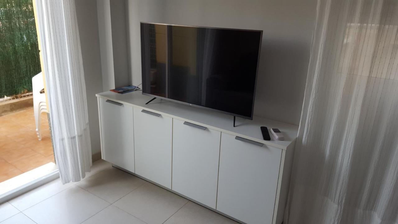 Apartamento En Vera A 300 M De La Playa, Con Patio Y Salida Directa A Calle Dış mekan fotoğraf