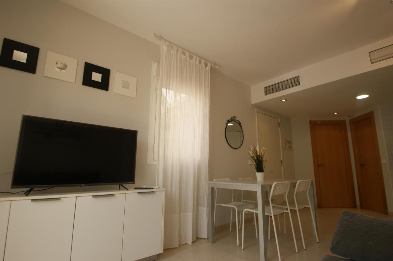 Apartamento En Vera A 300 M De La Playa, Con Patio Y Salida Directa A Calle Dış mekan fotoğraf