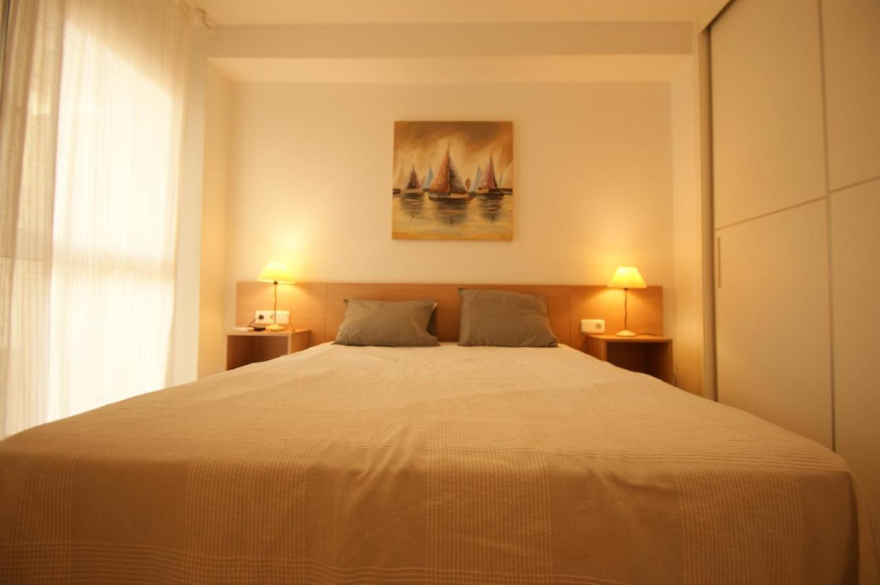 Apartamento En Vera A 300 M De La Playa, Con Patio Y Salida Directa A Calle Dış mekan fotoğraf
