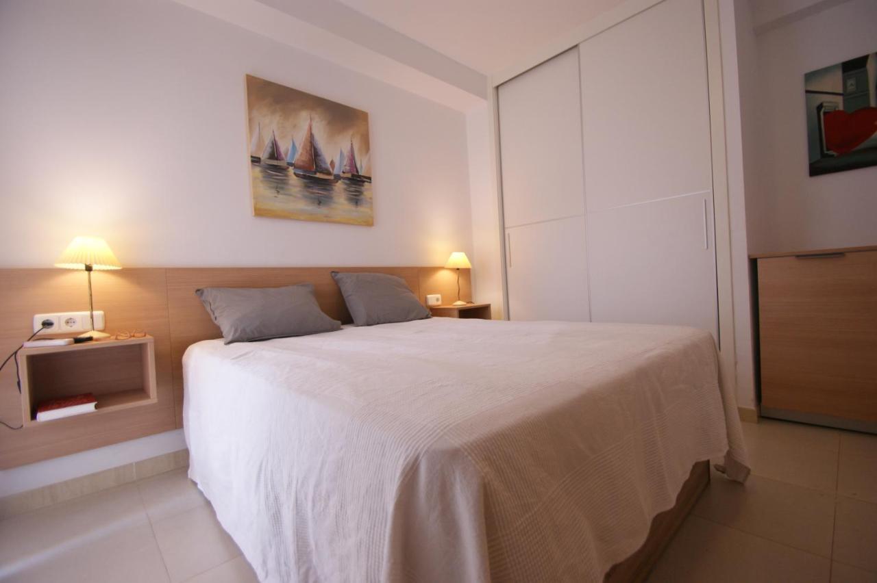 Apartamento En Vera A 300 M De La Playa, Con Patio Y Salida Directa A Calle Dış mekan fotoğraf